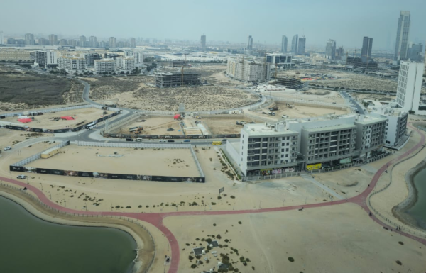 Lago Vista Tower C, Dubai production city